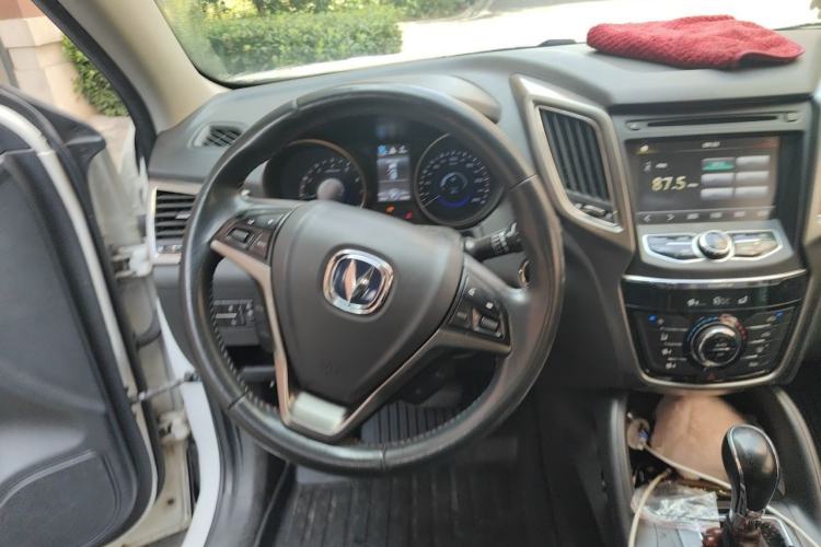 Used CHANGAN CS75 2014 1.8T Automatic Elite Model China IV Standard Steering Wheel