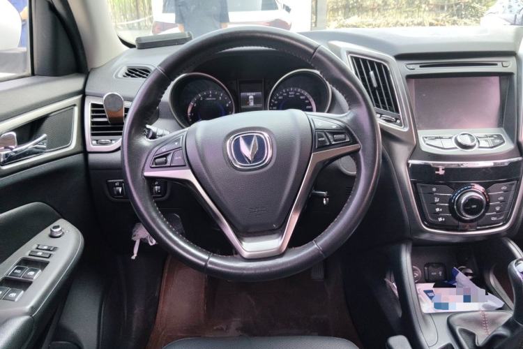 Used CHANGAN CS75 2014 2.0L Manual Luxury Version China IV Standard Steering Wheel