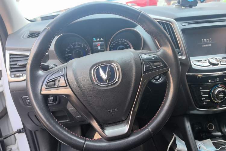 Used CHANGAN CS75 2014 1.8T Automatic Elite Model China IV Standard Steering Wheel