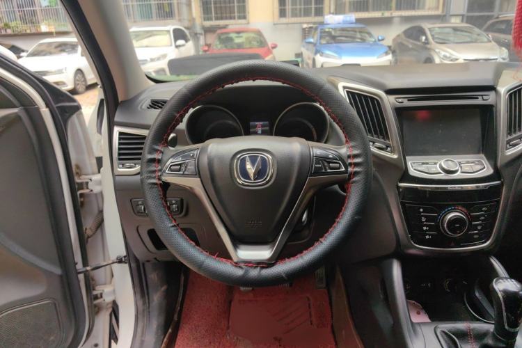 Used CHANGAN CS75 2014 2.0L Manual Luxury Version China V Standard Steering Wheel