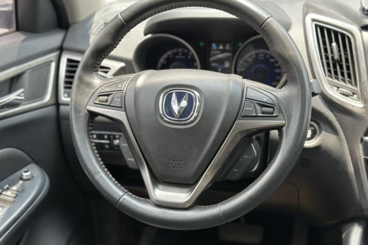 Used CHANGAN CS75 2014 1.8T Automatic Elite Version China V Standard Steering Wheel
