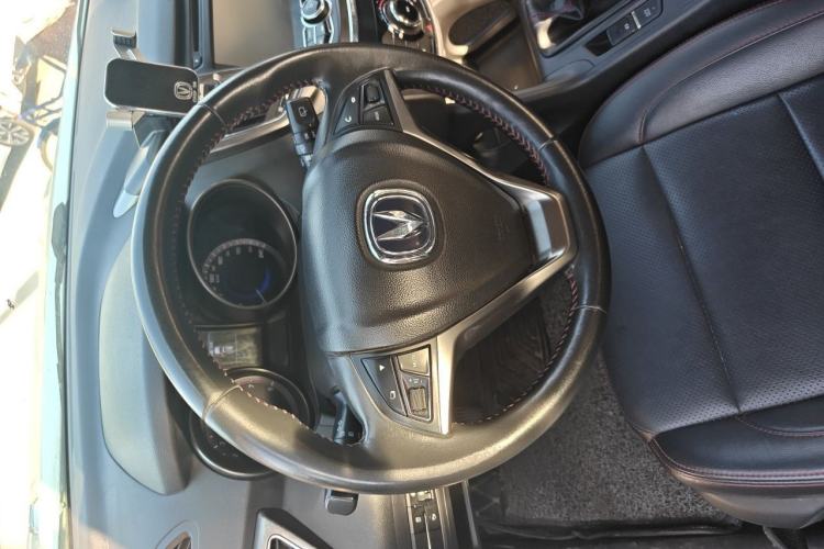 Used CHANGAN CS75 2014 2.0L Manual Comfort Version China IV Standard Steering Wheel