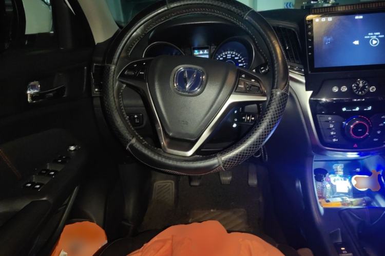 Used CHANGAN CS75 2014 2.0L Manual Luxury Version China V Standard Steering Wheel