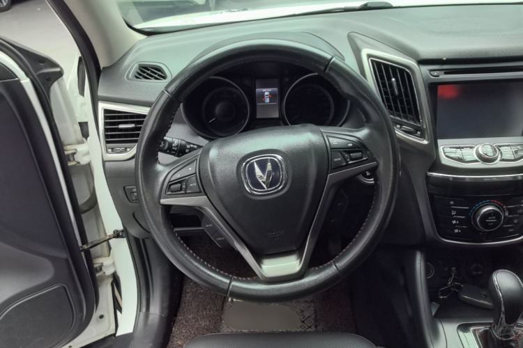 Used CHANGAN CS75 2014 1.8T Automatic Elite Model China IV Standard Steering Wheel