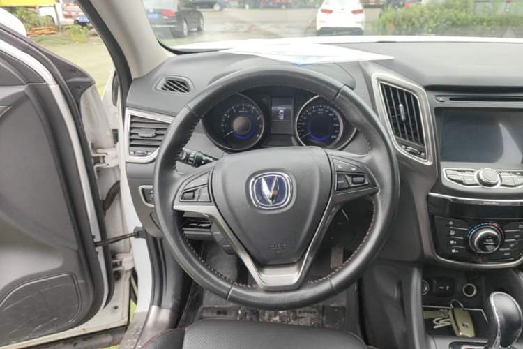 Used CHANGAN CS75 2014 1.8T Automatic Elite Version China V Standard Steering Wheel