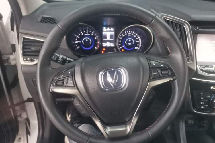 Used CHANGAN CS75 2014 1.8T Automatic Prestige Model China IV Standard Steering Wheel