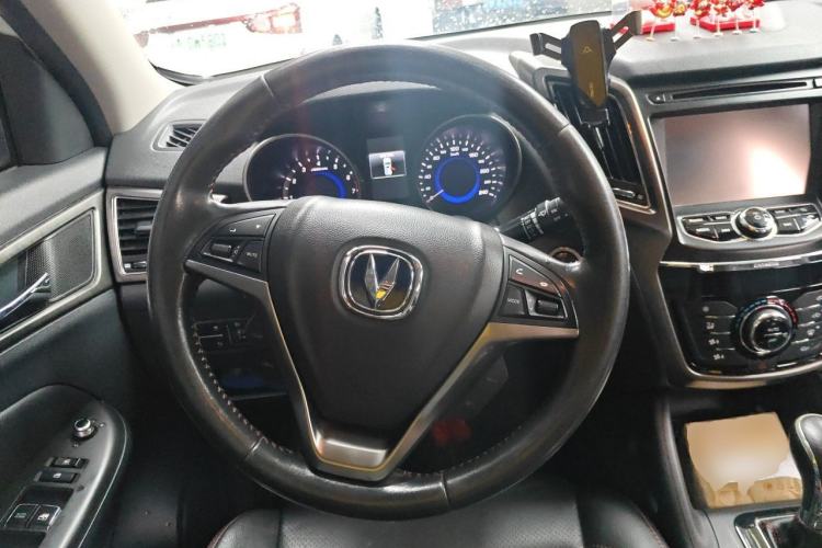 Used CHANGAN CS75 2014 1.8T Automatic Elite Model China IV Standard Steering Wheel