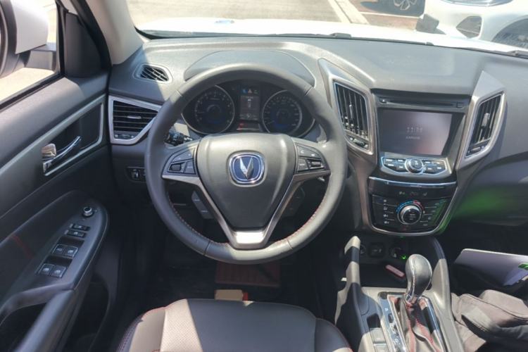 Used CHANGAN CS75 2014 1.8T Automatic Elite Model China IV Standard Steering Wheel