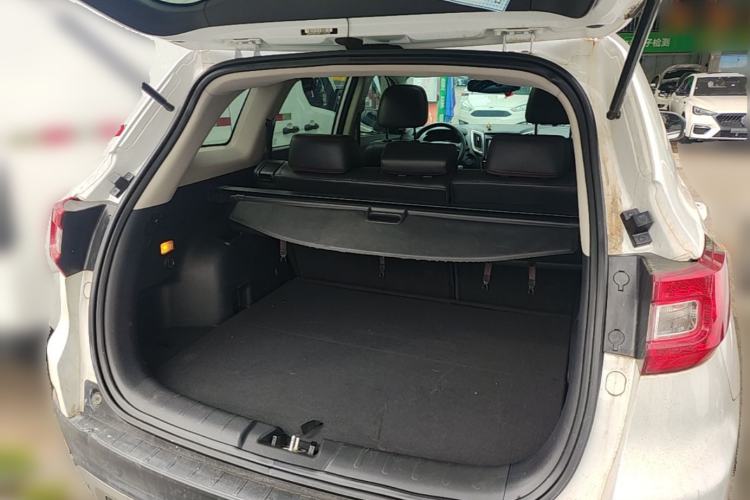 Used CHANGAN CS75 2014 2.0L Manual Luxury Version China V Standard Trunk