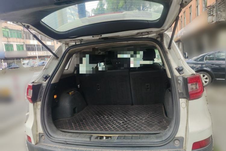 Used CHANGAN CS75 2014 2.0L Manual Luxury Version China V Standard Trunk