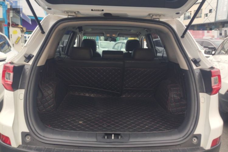 Used CHANGAN CS75 2014 1.8T Automatic Prestige Model China IV Standard Trunk