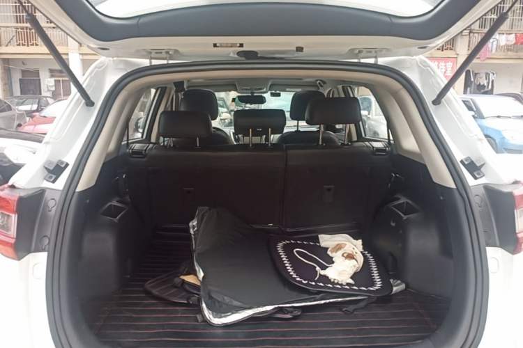 Used CHANGAN CS75 2014 1.8T Automatic Elite Version China V Standard Trunk