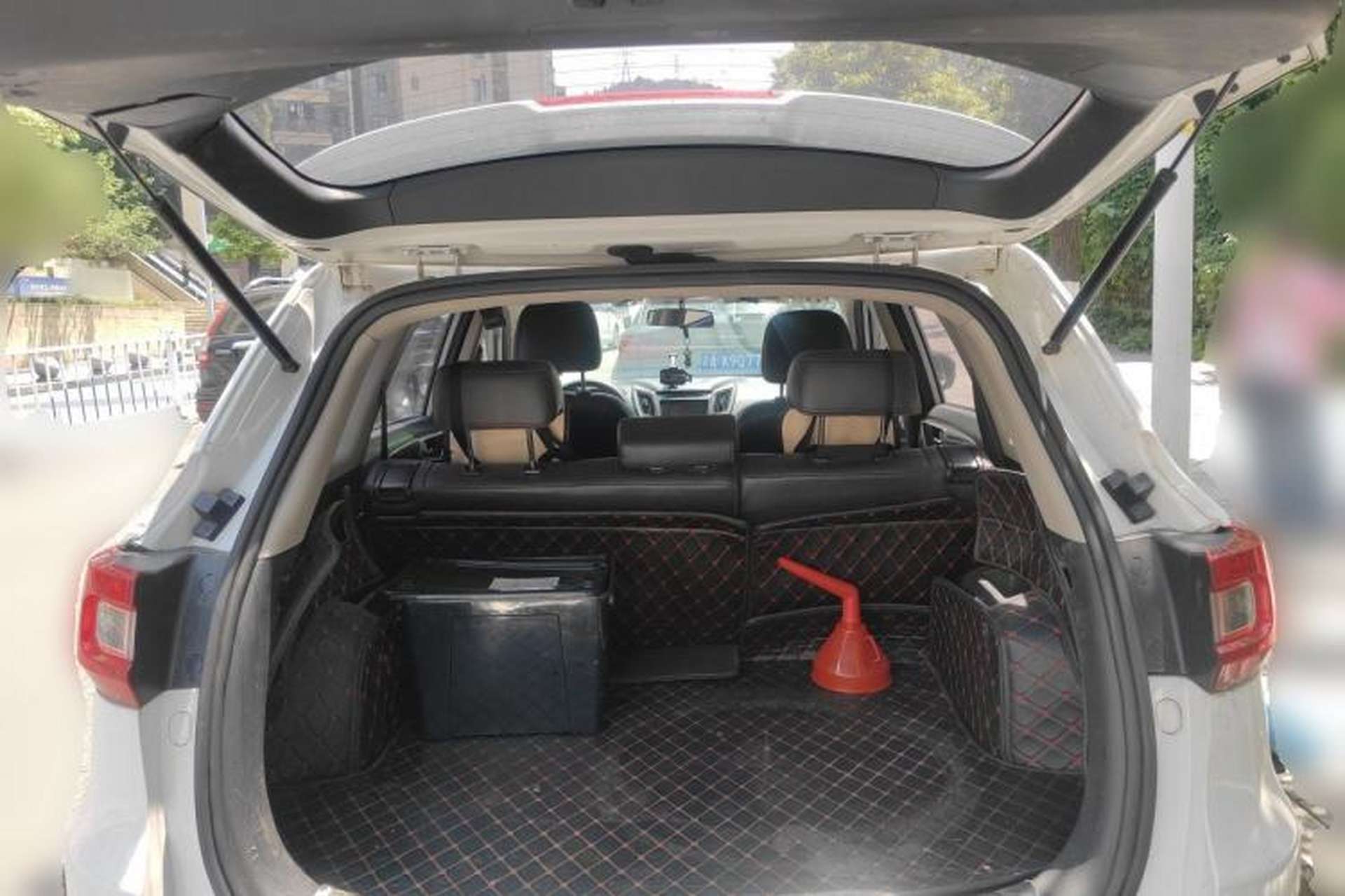 Used CHANGAN CS75 2014 1.8T Automatic Elite Version China V Standard Trunk