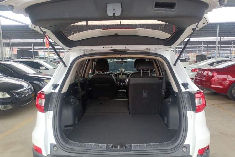 Used CHANGAN CS75 2014 1.8T Automatic Elite Model China IV Standard Trunk