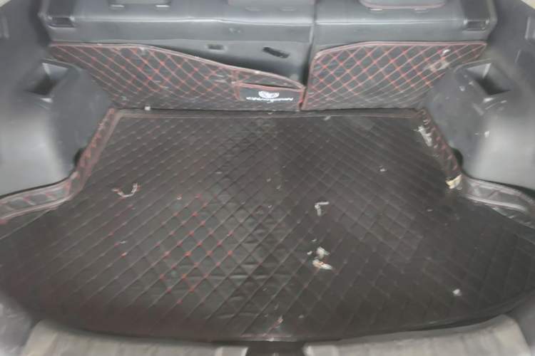 Used CHANGAN CS75 2014 1.8T Automatic Elite Version China V Standard Trunk
