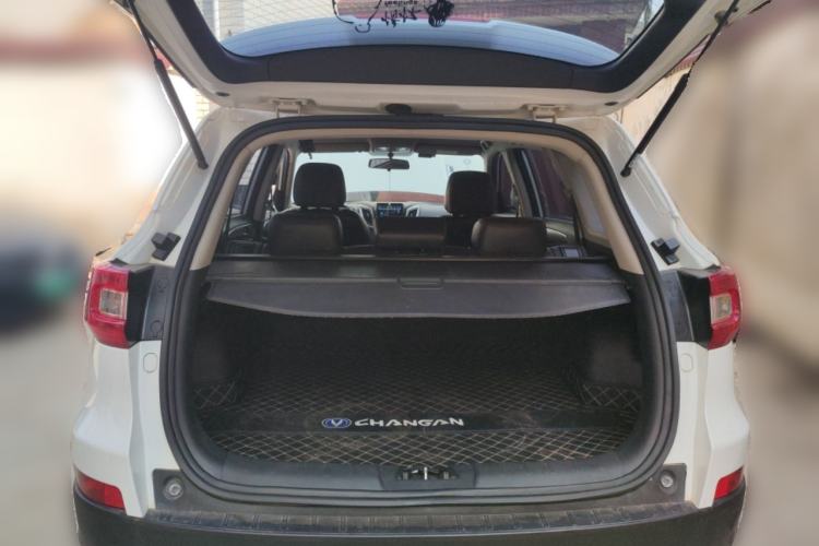 Used CHANGAN CS75 2014 1.8T Automatic Elite Version China V Standard Trunk