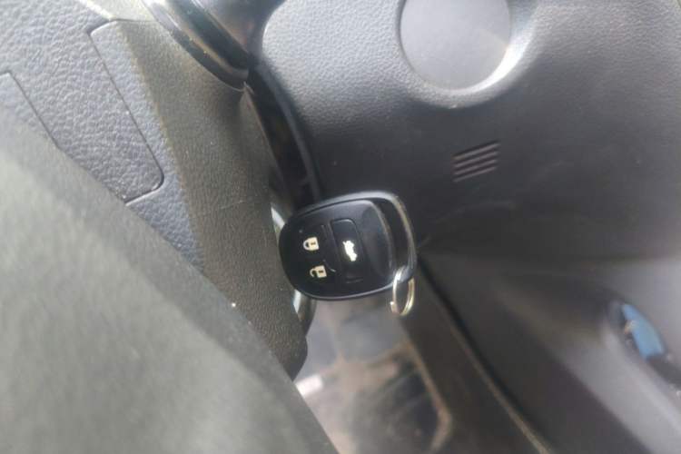 Used CHANGAN CS75 2014 2.0L Manual Luxury Version China IV Standard Vehicle Key