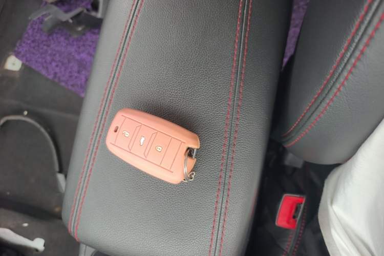 Used CHANGAN CS75 2014 1.8T Automatic Elite Model China IV Standard Vehicle Key