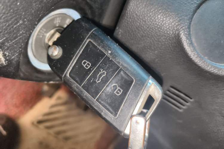 Used CHANGAN CS75 2014 2.0L Manual Luxury Version China V Standard Vehicle Key