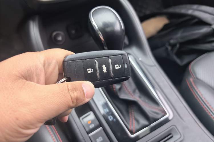 Used CHANGAN CS75 2014 1.8T Automatic Elite Model China IV Standard Vehicle Key