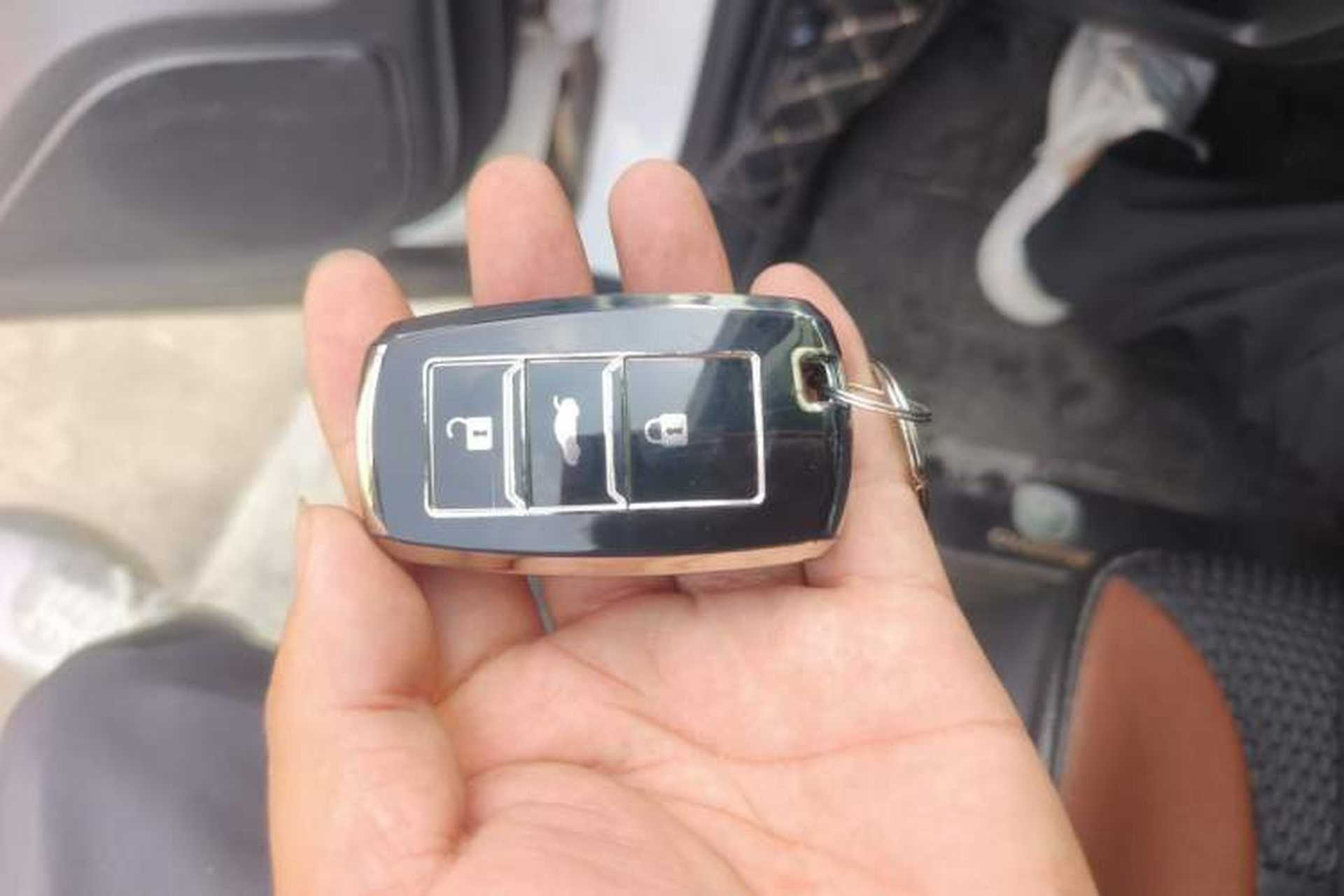 Used CHANGAN CS75 2014 2.0L Manual Leading Version China IV Standard Vehicle Key