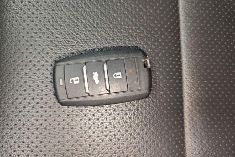Used CHANGAN CS75 2014 1.8T Automatic Elite Model China IV Standard Vehicle Key