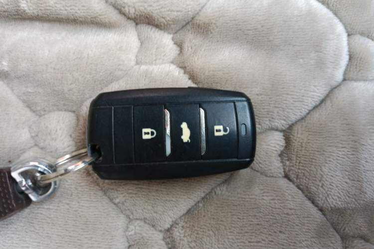Used CHANGAN CS75 2014 1.8T Automatic Elite Model China IV Standard Vehicle Key