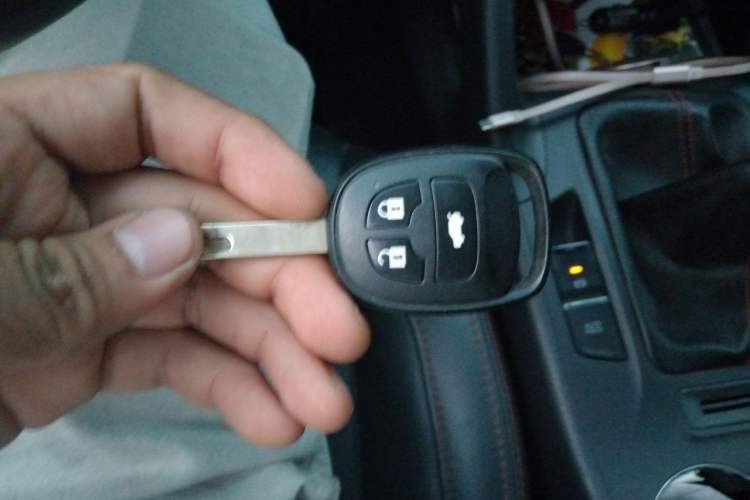 Used CHANGAN CS75 2014 2.0L Manual Luxury Version China IV Standard Vehicle Key