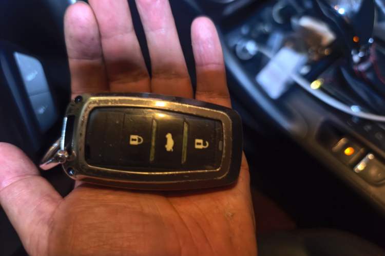 Used CHANGAN CS75 2014 1.8T Automatic Elite Version China V Standard Vehicle Key