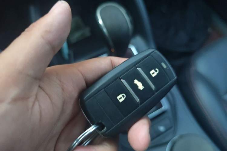 Used CHANGAN CS75 2014 1.8T Automatic Prestige Model China V Standard Vehicle Key
