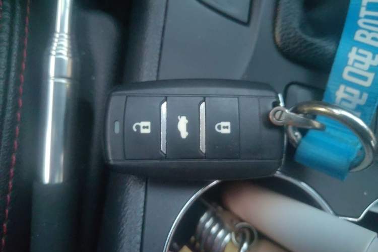 Used CHANGAN CS75 2014 2.0L Manual Leading Model China V Standard Vehicle Key