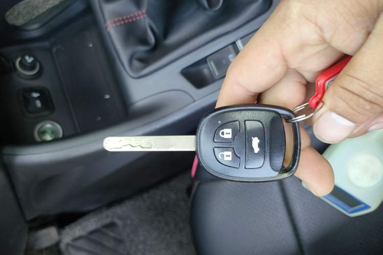 Used CHANGAN CS75 2014 2.0L Manual Luxury Version China IV Standard Vehicle Key