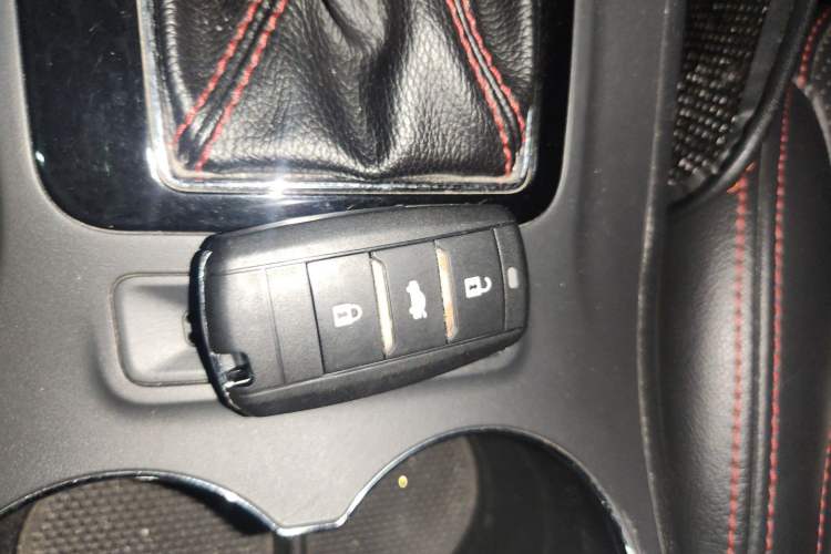 Used CHANGAN CS75 2014 1.8T Automatic Elite Model China IV Standard Vehicle Key