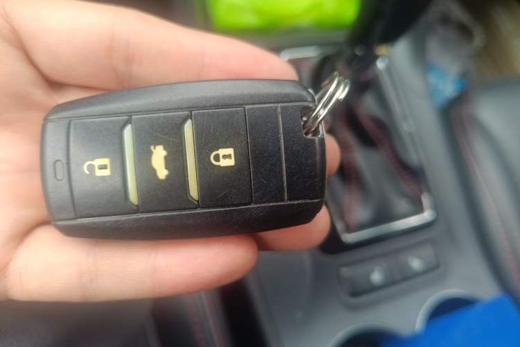 Used CHANGAN CS75 2014 1.8T Automatic Prestige Model China V Standard Vehicle Key