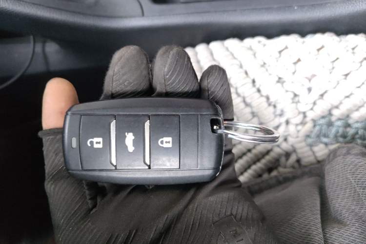 Used CHANGAN CS75 2014 2.0L Manual Leading Model China V Standard Vehicle Key