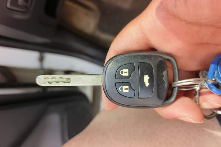 Used CHANGAN CS75 2014 2.0L Manual Luxury Version China IV Standard Vehicle Key
