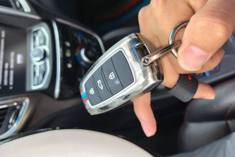 Used CHANGAN CS75 2014 1.8T Automatic Elite Model China IV Standard Vehicle Key