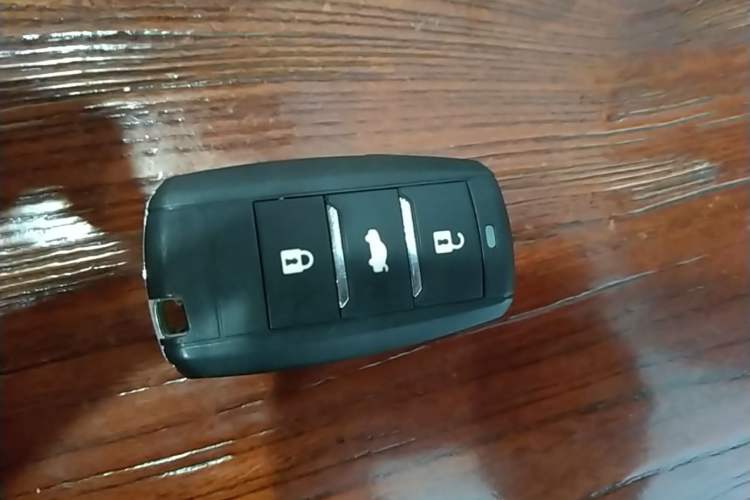 Used CHANGAN CS75 2014 1.8T Automatic Elite Model China IV Standard Vehicle Key