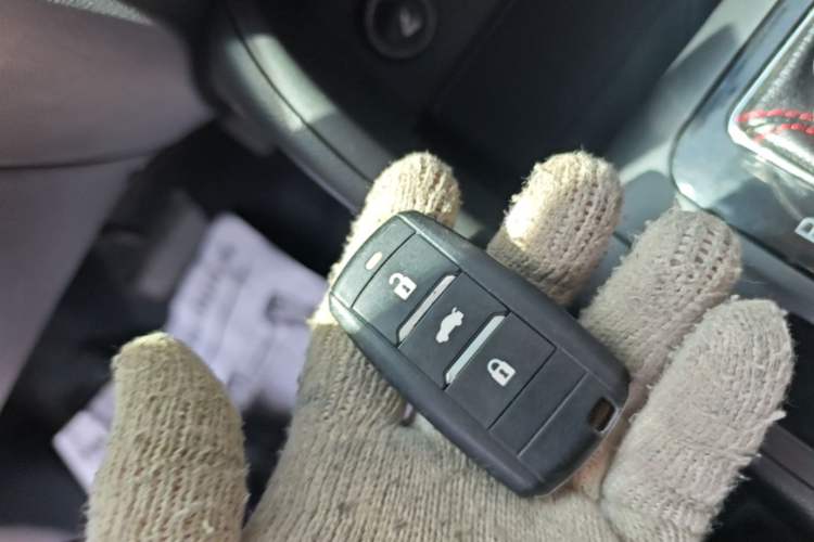 Used CHANGAN CS75 2014 1.8T Automatic Elite Model China IV Standard Vehicle Key