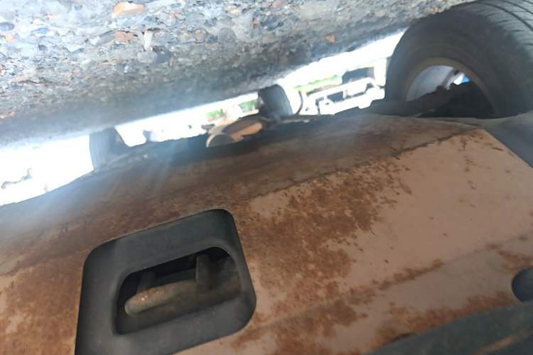 Used CHANGAN CS75 2014 2.0L Manual Leading Version China IV Standard Chassis Front