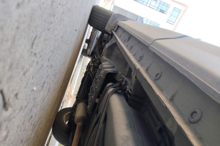 Used CHANGAN CS75 2014 2.0L Manual Luxury Version China IV Standard Chassis Rear Left