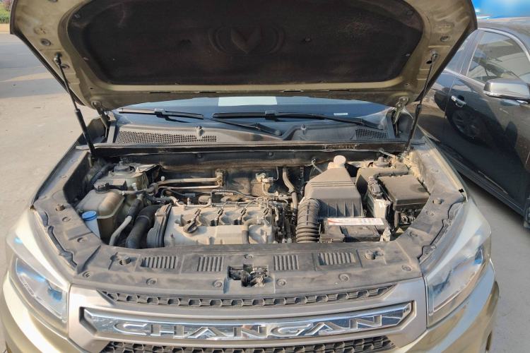 Used CHANGAN CS75 2014 1.8T Automatic Elite Model China IV Standard Engine Bay
