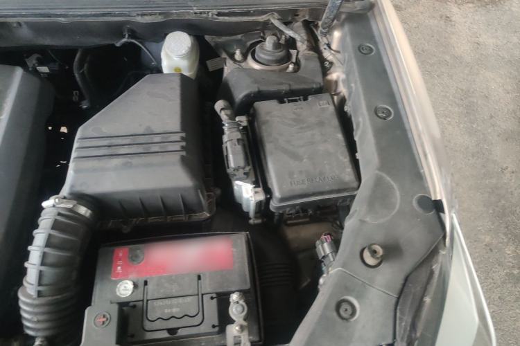 Used CHANGAN CS75 2014 1.8T Automatic Elite Version China V Standard Engine Bay Left