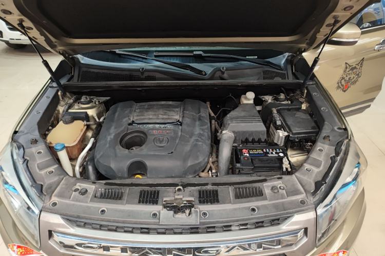 Used CHANGAN CS75 2014 1.8T Automatic Elite Model China IV Standard Engine Bay