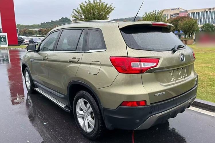 Used CHANGAN CS75 2014 2.0L Manual Luxury Version China IV Standard Exterior 3