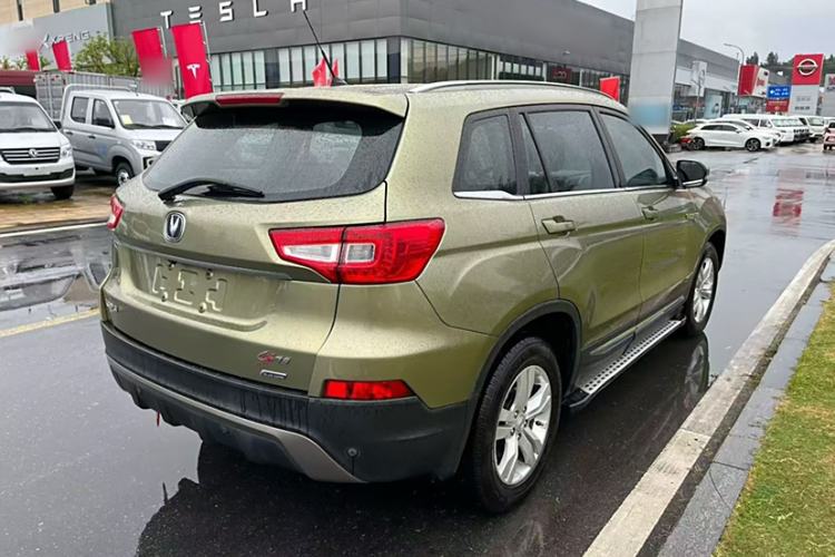 Used CHANGAN CS75 2014 2.0L Manual Luxury Version China IV Standard Exterior 5