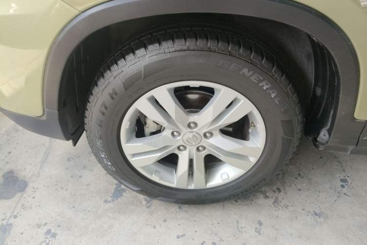 Used CHANGAN CS75 2014 1.8T Automatic Elite Model China IV Standard Exterior 7