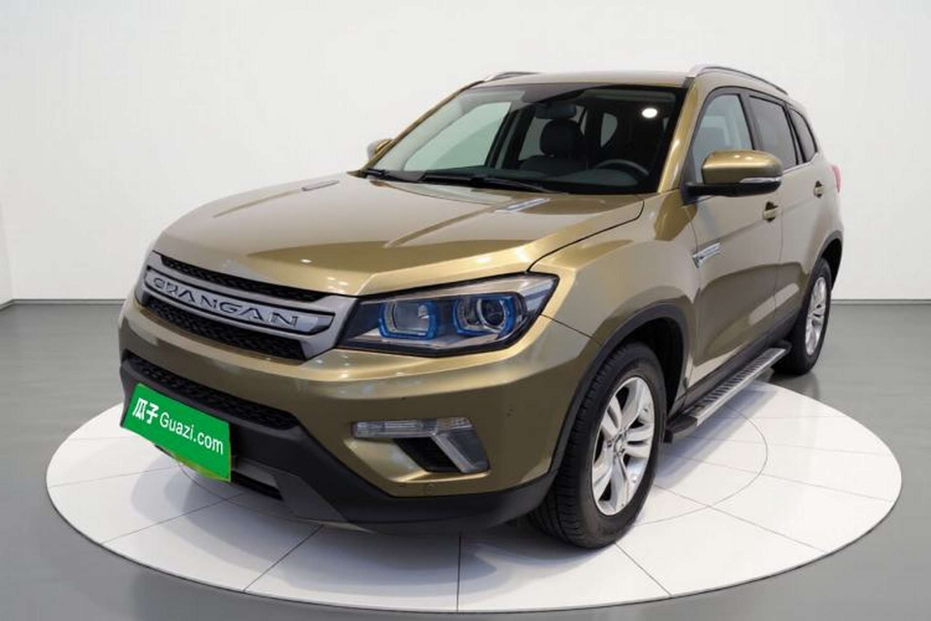 Used CHANGAN CS75 2014 2.0L Manual Luxury Version China V Standard Front Left 45 Deg