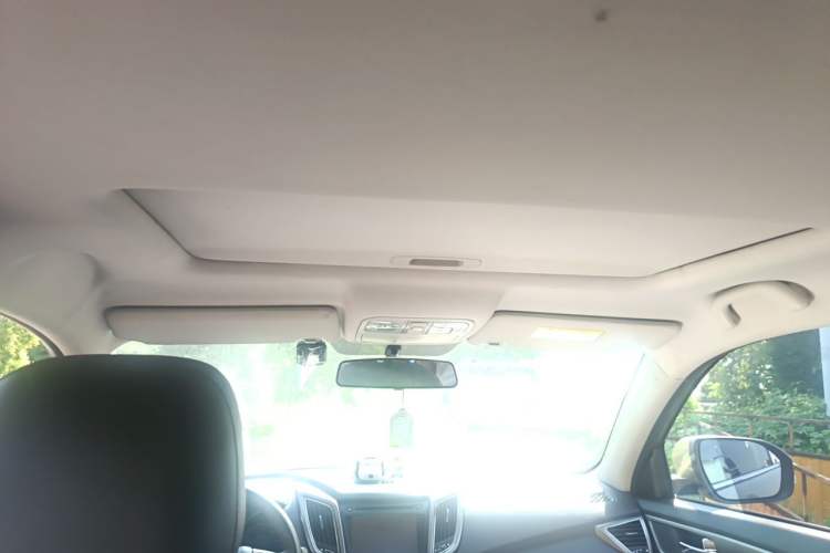 Used CHANGAN CS75 2014 2.0L Manual Leading Version China IV Standard Headliner