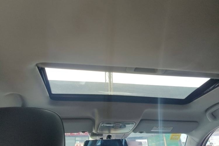 Used CHANGAN CS75 2014 1.8T Automatic Elite Model China IV Standard Headliner